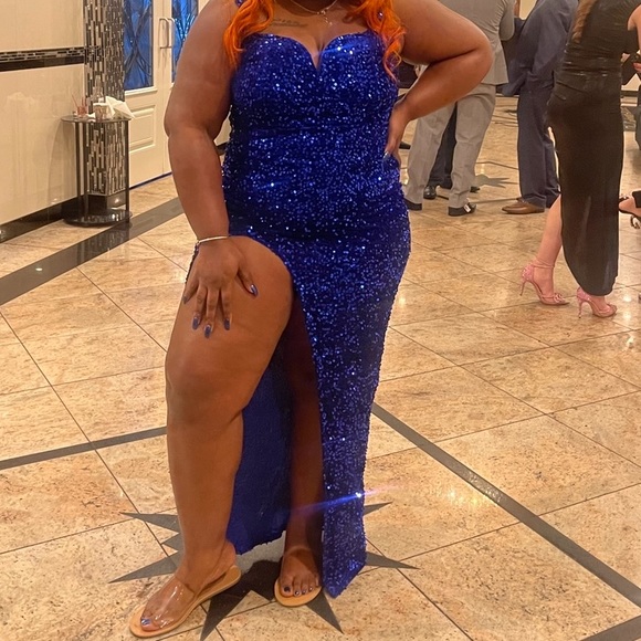 Sequin Velvet Maxi Dress - Picture 3 of 3